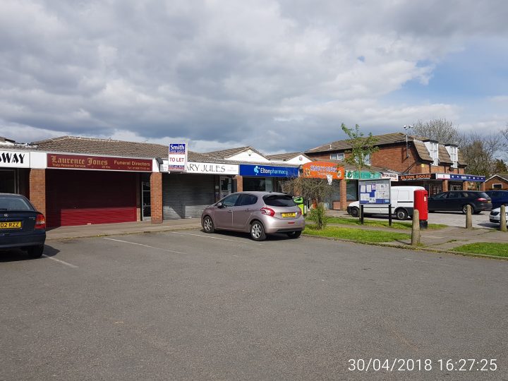 TRIPLE LETTING FOR SMITHS COMMERCIAL TREAM