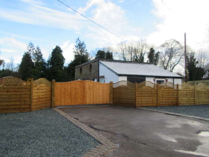 91 EASTHAM VILLAGE ROAD, EASTHAM Smith and Sons