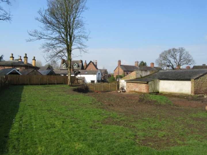 91 EASTHAM VILLAGE ROAD, EASTHAM Smith and Sons