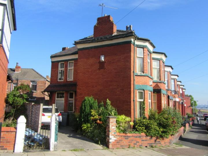 2 EASTON ROAD, NEW FERRY Smith and Sons