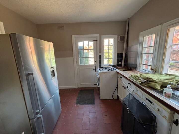 82_Greendale_kitchen.jpg
