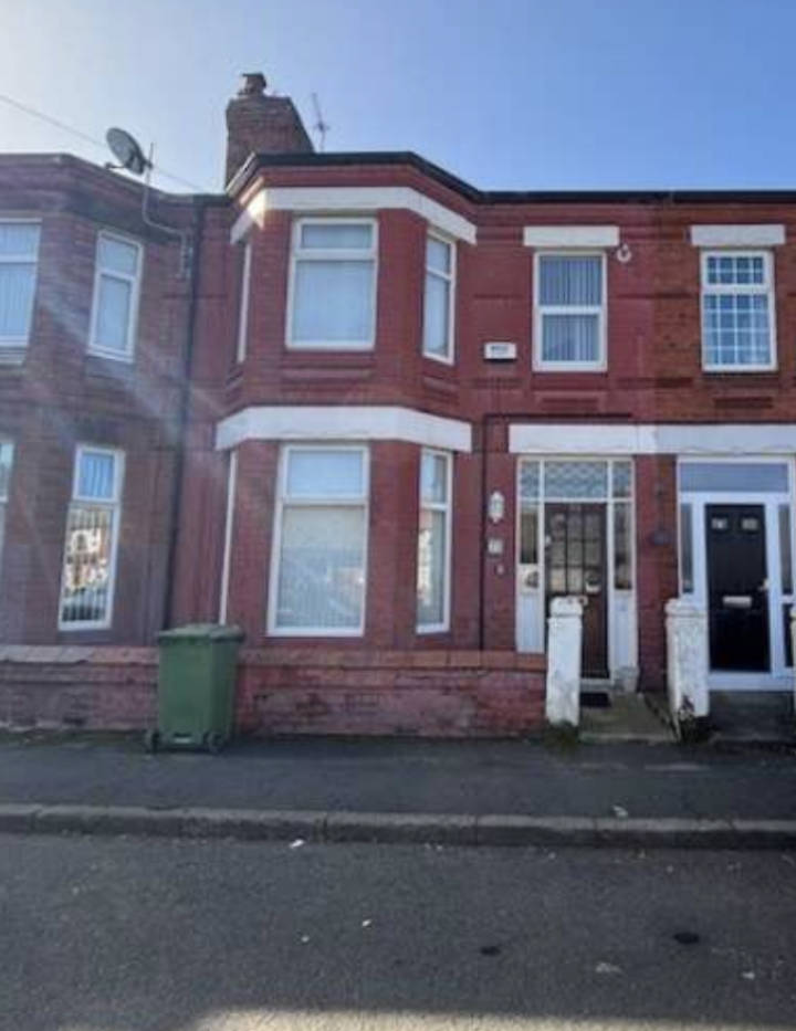 SMITH AND SONS ANNOUNCE DETAILS OF MAY PROPERTY AUCTION