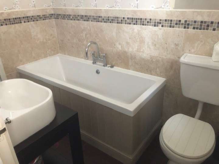 1 Paper Mill Road - Bathroom.jpg