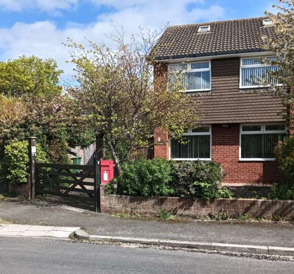 1 Garden Hey Road, Wirral, CH46 6HF