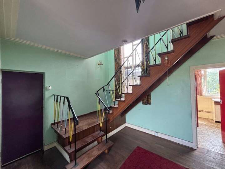 10_Bayswater_hall.jpg