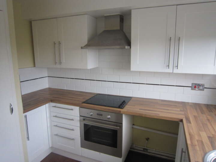 Kings_Court_kitchen.JPG