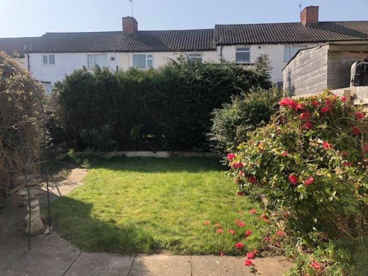 120 Orretts Meadow garden.jpg