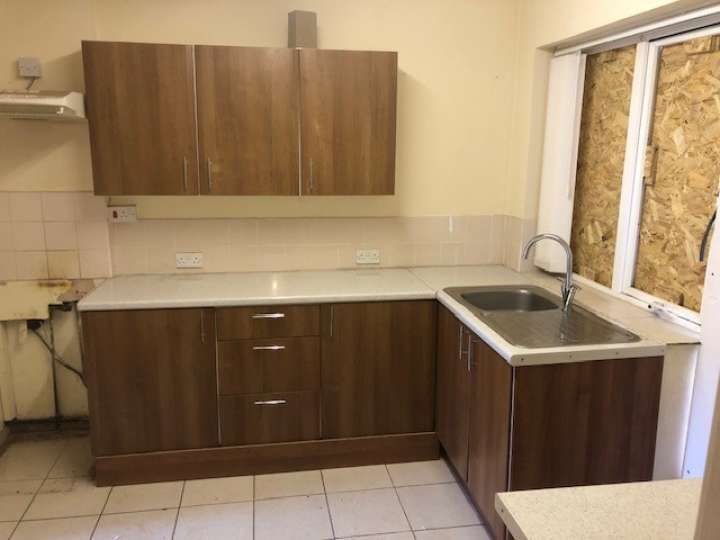 12_Mackenzie_kitchen.jpg