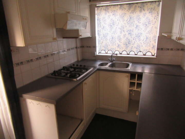 Heygarth_kitchen_1_1.JPG