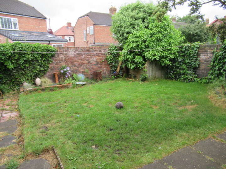 S_Villas_garden.JPG
