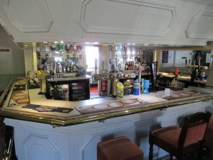 Black Horse bar .JPG