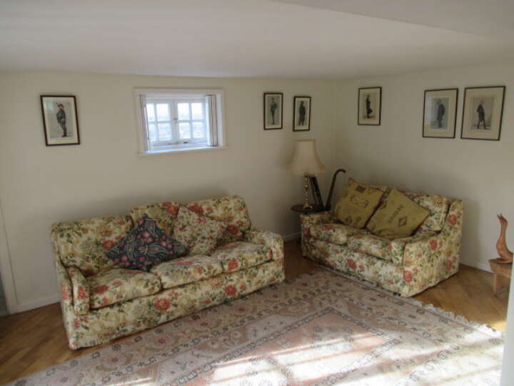 White barn 18_1.JPG