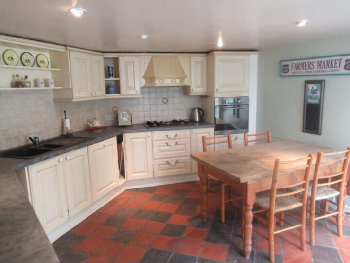White Barn kitchen.JPG