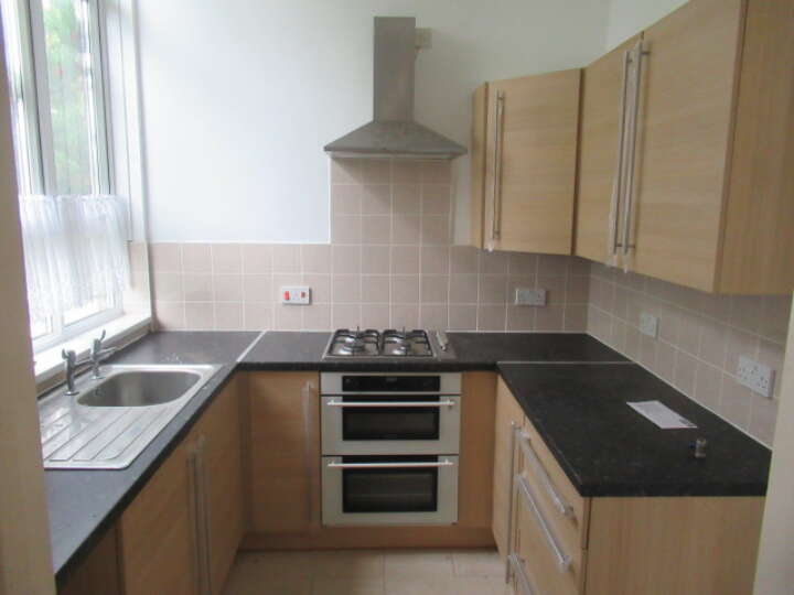 Palm_Grove_66_kitchen.JPG