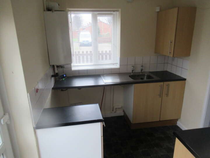 9_Hatherley_kitchen.JPG