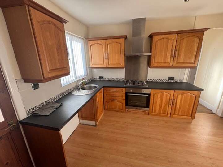 19_Back_Seaview_kitchen.jpg