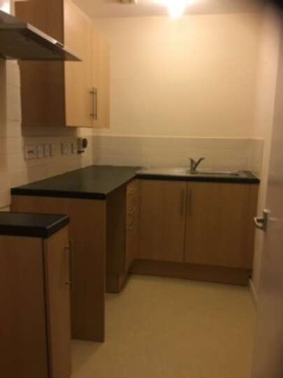 Grosvenor_kitchens_for_cat_(1).JPG