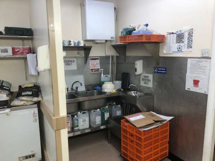 241_Breck_Road_-_Kitchen_2.jpg