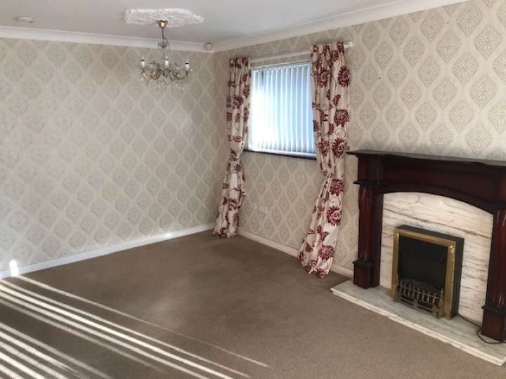 2_The_Old_Tennis_Club_-_Living_room_2.jpg