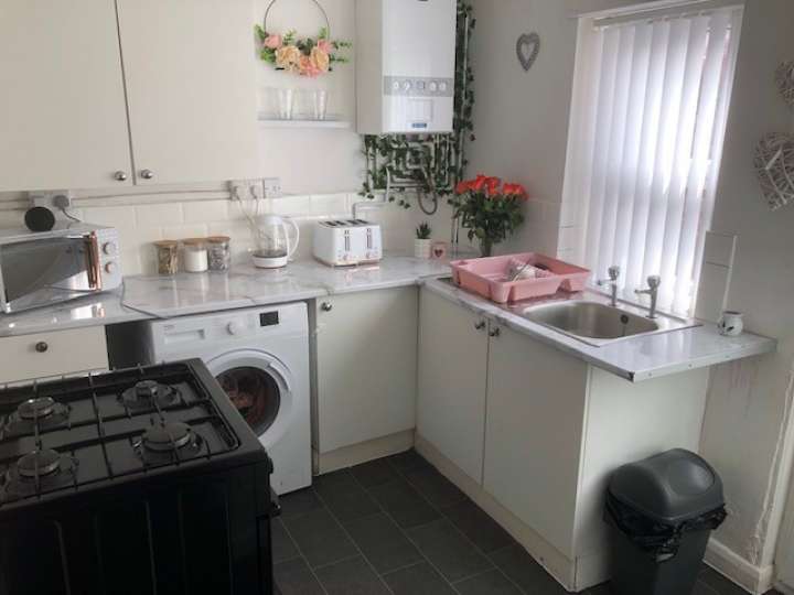 35_Paterson_Street_-_Kitchen.jpg