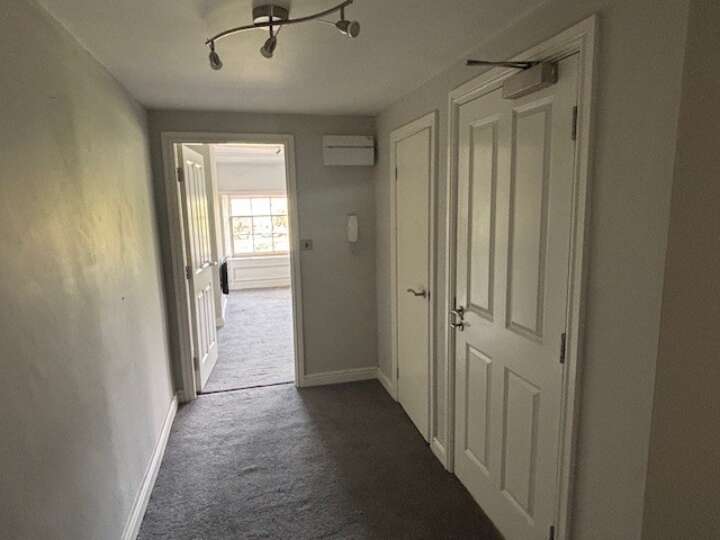 38_Ham_Sq_hall_1.jpg