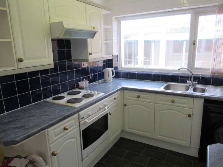 38/38A NELSON DRIVE, PENSBY Smith and Sons