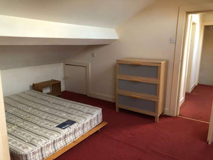 4 Oxton Rd - Bedroom 3.jpg