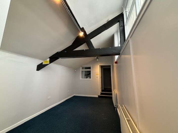 4_Lorn_Street_-_Office_3.jpg