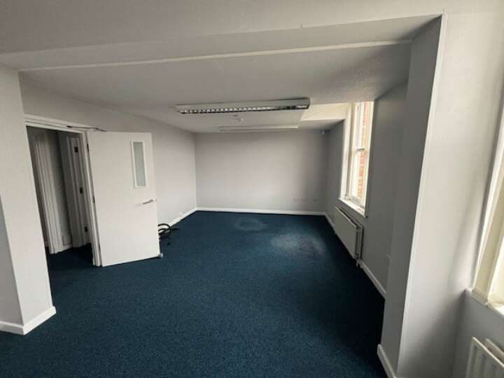 4_Lorn_Street_-_Office_4.jpg