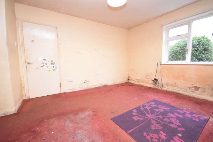 569 Price St 9.jpg