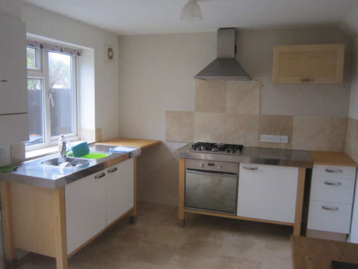 1569250103-Egerton kitchen_1.JPG
