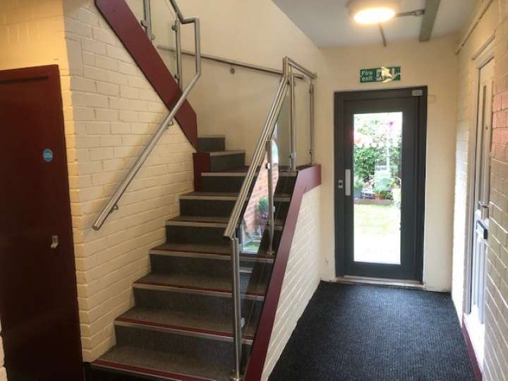 93_HOOLE_ROAD_-_Entrance_Hall.jpg