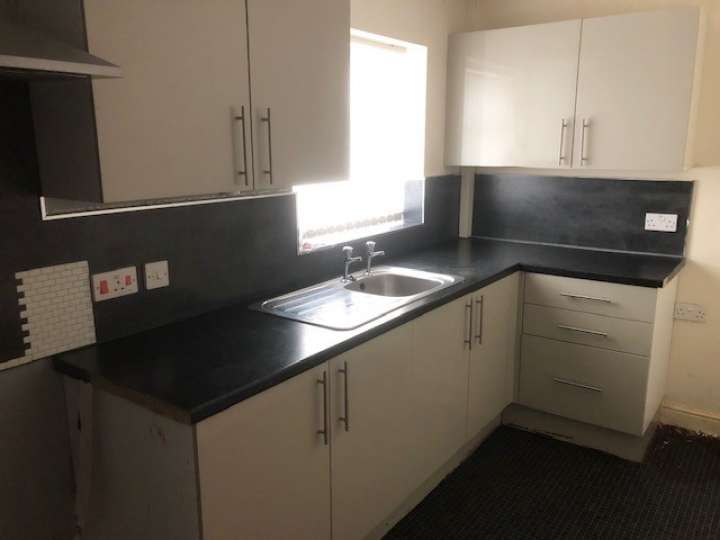 93_HOOLE_ROAD_-_Kitchen.docx.jpg