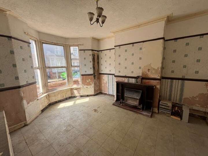 9_Buxton_road_lounge.jpg