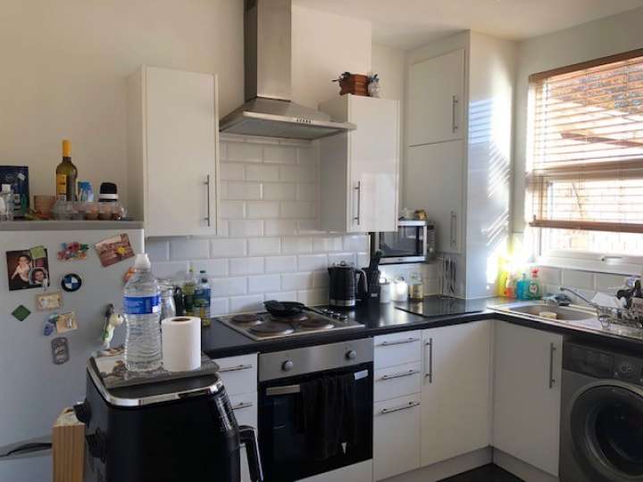 9_Yelverton_kitchen.jpg