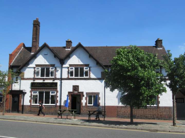 THE BLACK HORSE PUB, CHURCH ROAD, TRANMERE Smith and Sons