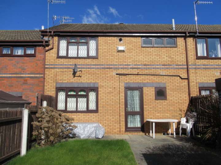 11 BRAMBLEWOOD CLOSE, NOCTORUM Smith and Sons