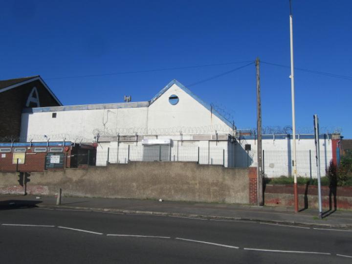 LAND FOR 10 HOUSES, BARNSTON LANE/PASTURE ROAD, MORETON Smith and Sons