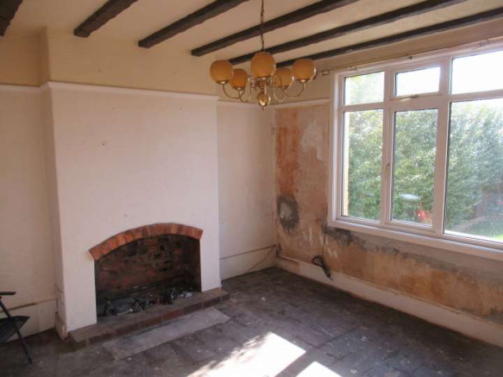 9A CHESTER ROAD, WHITBY Smith and Sons