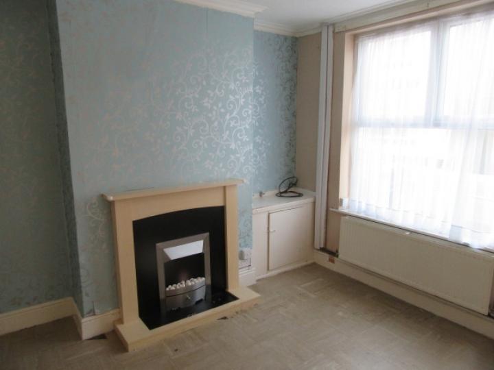 15 DUNDONALD STREET, BIRKENHEAD Smith and Sons