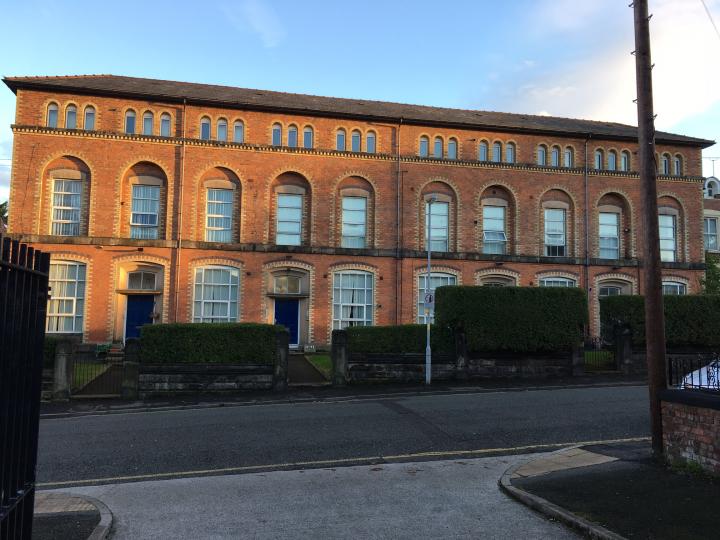 2733 GRANGE MOUNT, BIRKENHEAD Smith and Sons