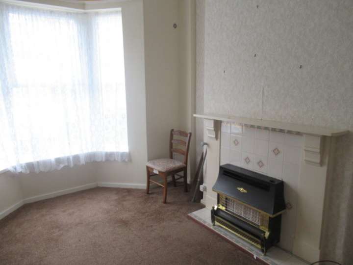 7 LEA ROAD, WALLASEY Smith and Sons