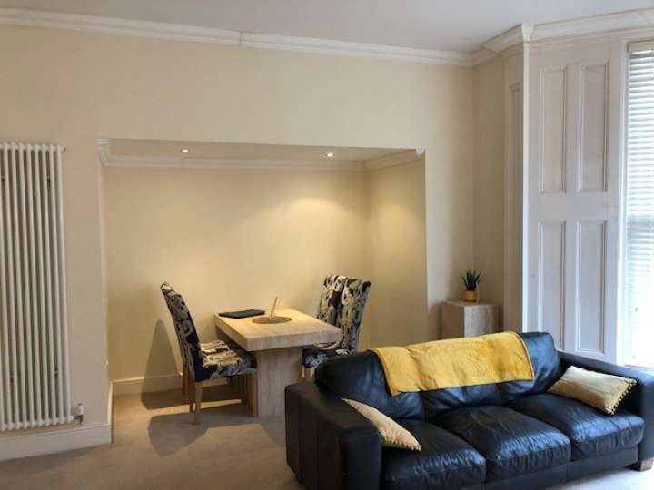 Lorne Rd dining area.jpg