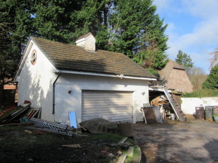 131A MILNER ROAD, HESWALL Smith and Sons