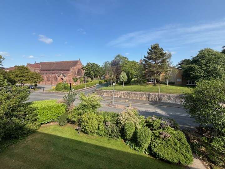 St_Stephens_Court_view_-_USE.jpg