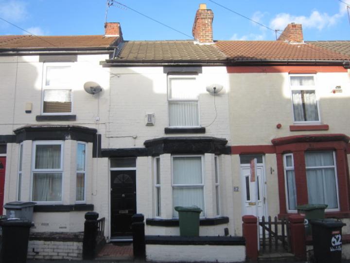 64 WOODVILLE ROAD, BIRKENHEAD CH42 9LY Smith and Sons