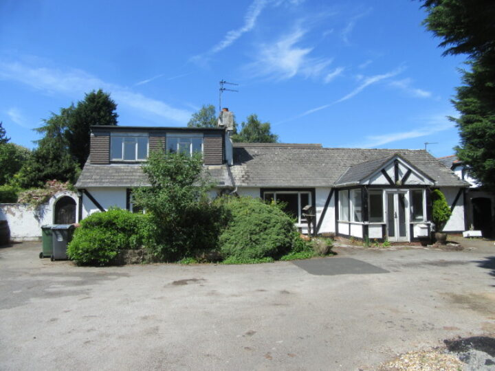 131A Milner Road, Heswall