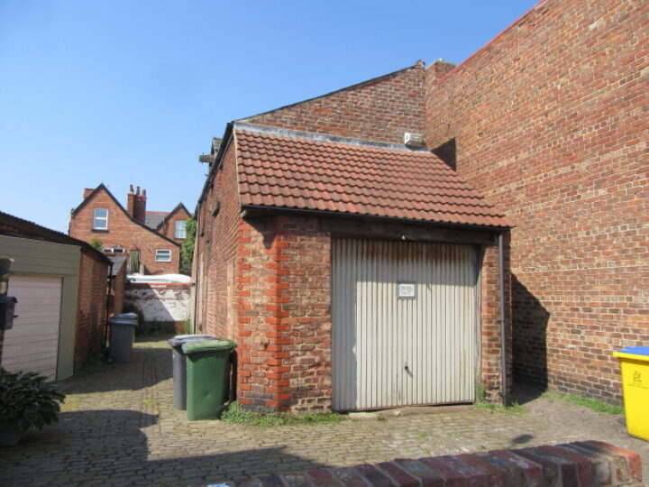 1A Eaton Road, West Kirby