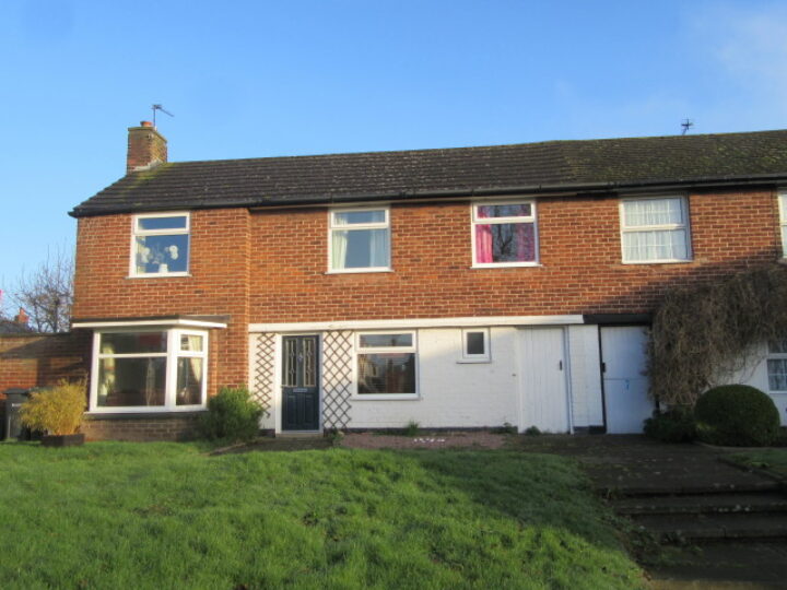 8 Smithy Close, Ness, South Wirral