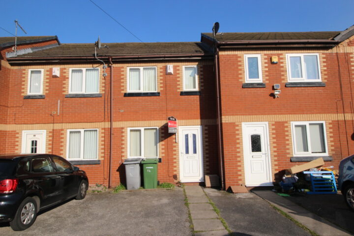 14 Rudgrave Square, Wallasey